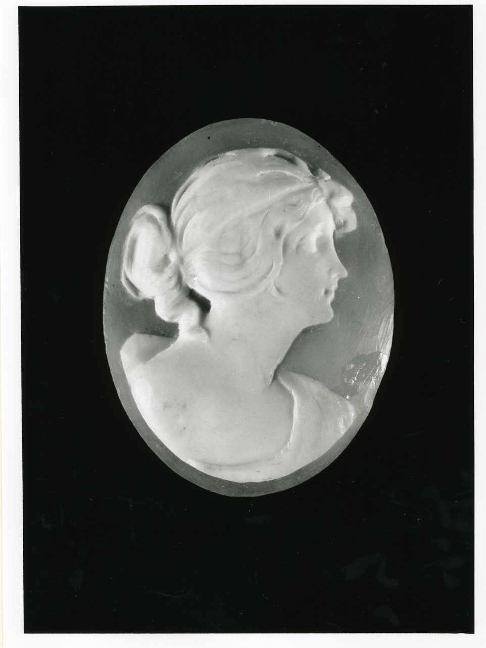 testa di donna (cammeo) - bottega napoletana (inizio sec. XX)