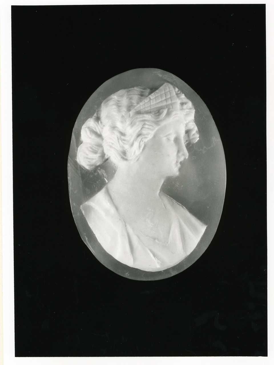 testa di donna (cammeo) - bottega napoletana (inizio sec. XX)