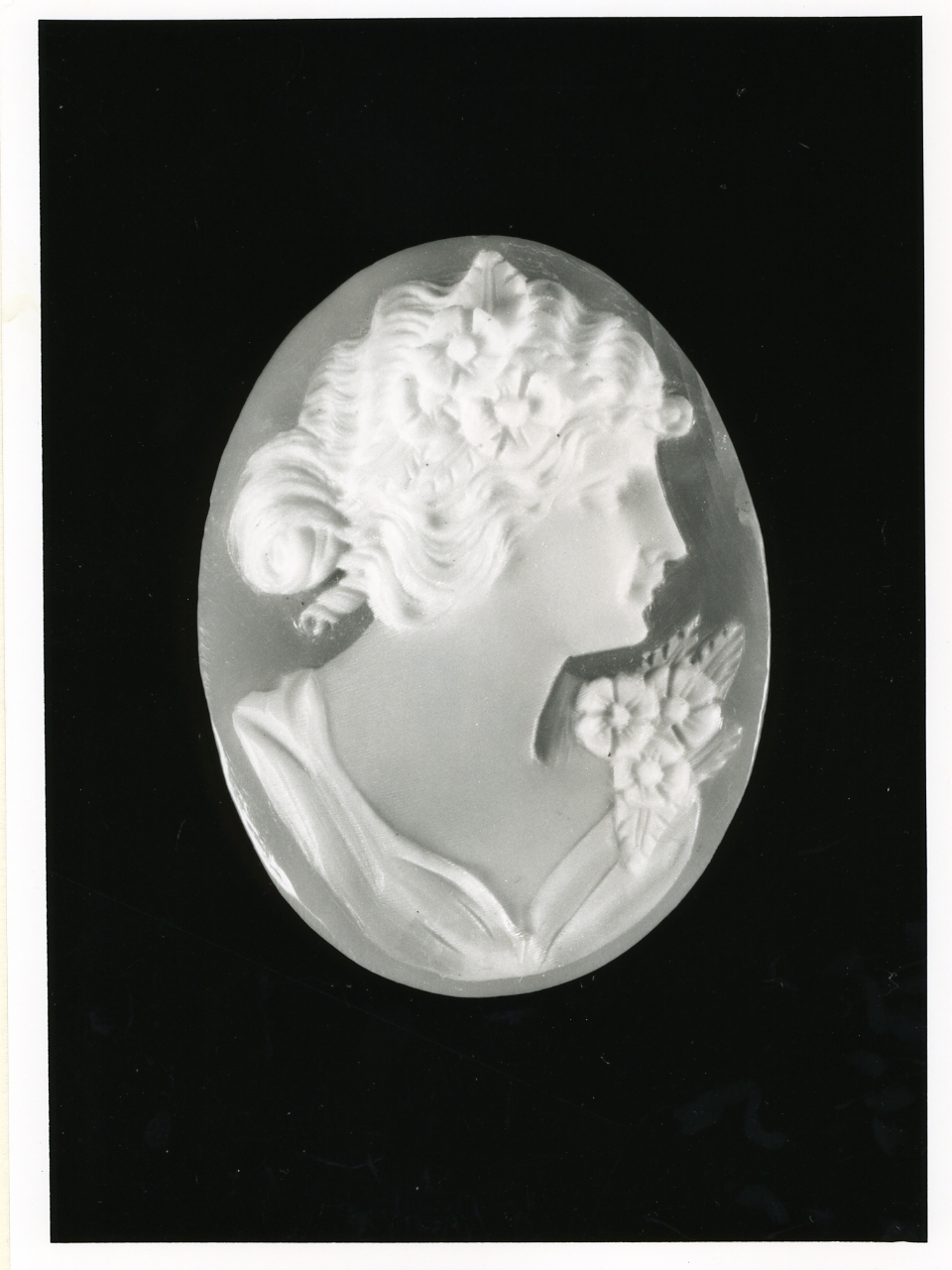 testa di donna (cammeo) - bottega napoletana (inizio sec. XX)
