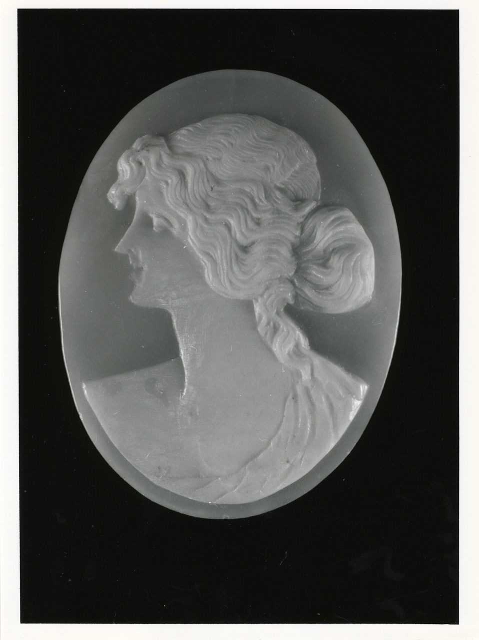 testa di donna (cammeo) - bottega napoletana (inizio sec. XX)