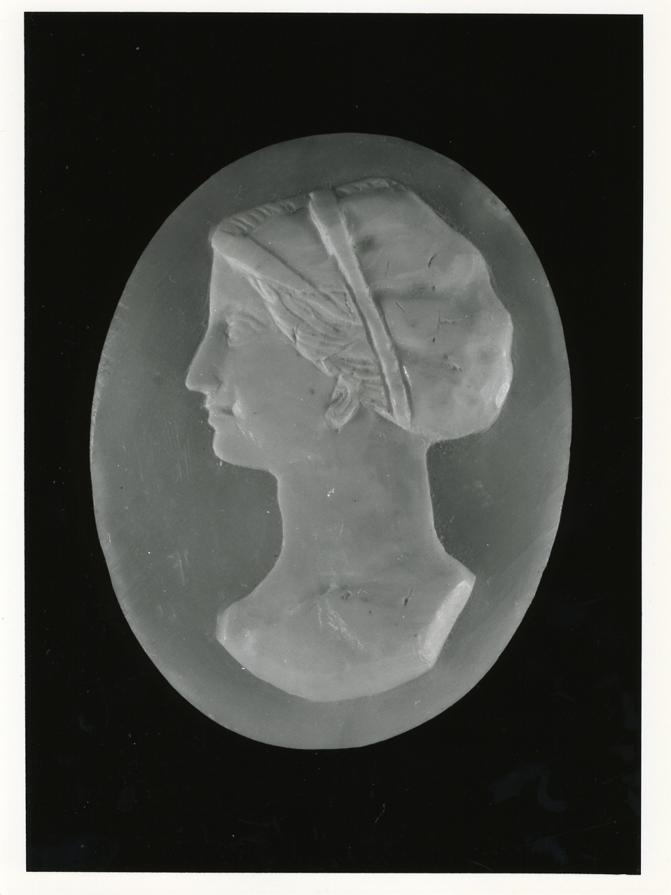 testa di donna (cammeo) - bottega napoletana (inizio sec. XX)