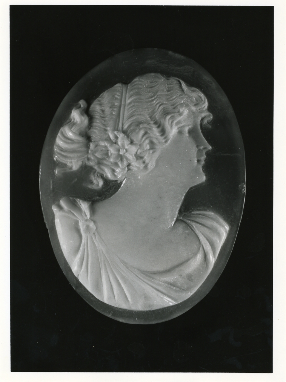testa di donna (cammeo) - bottega napoletana (inizio sec. XX)