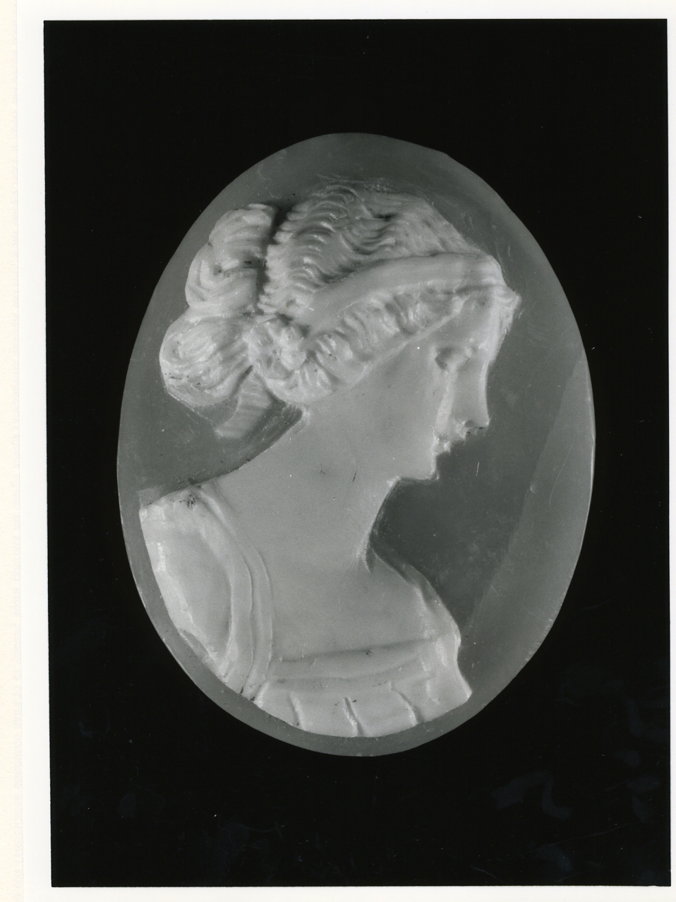 testa di donna (cammeo) - bottega napoletana (inizio sec. XX)