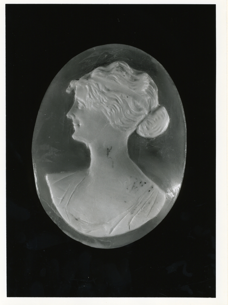 testa di donna (cammeo) - bottega napoletana (inizio sec. XX)