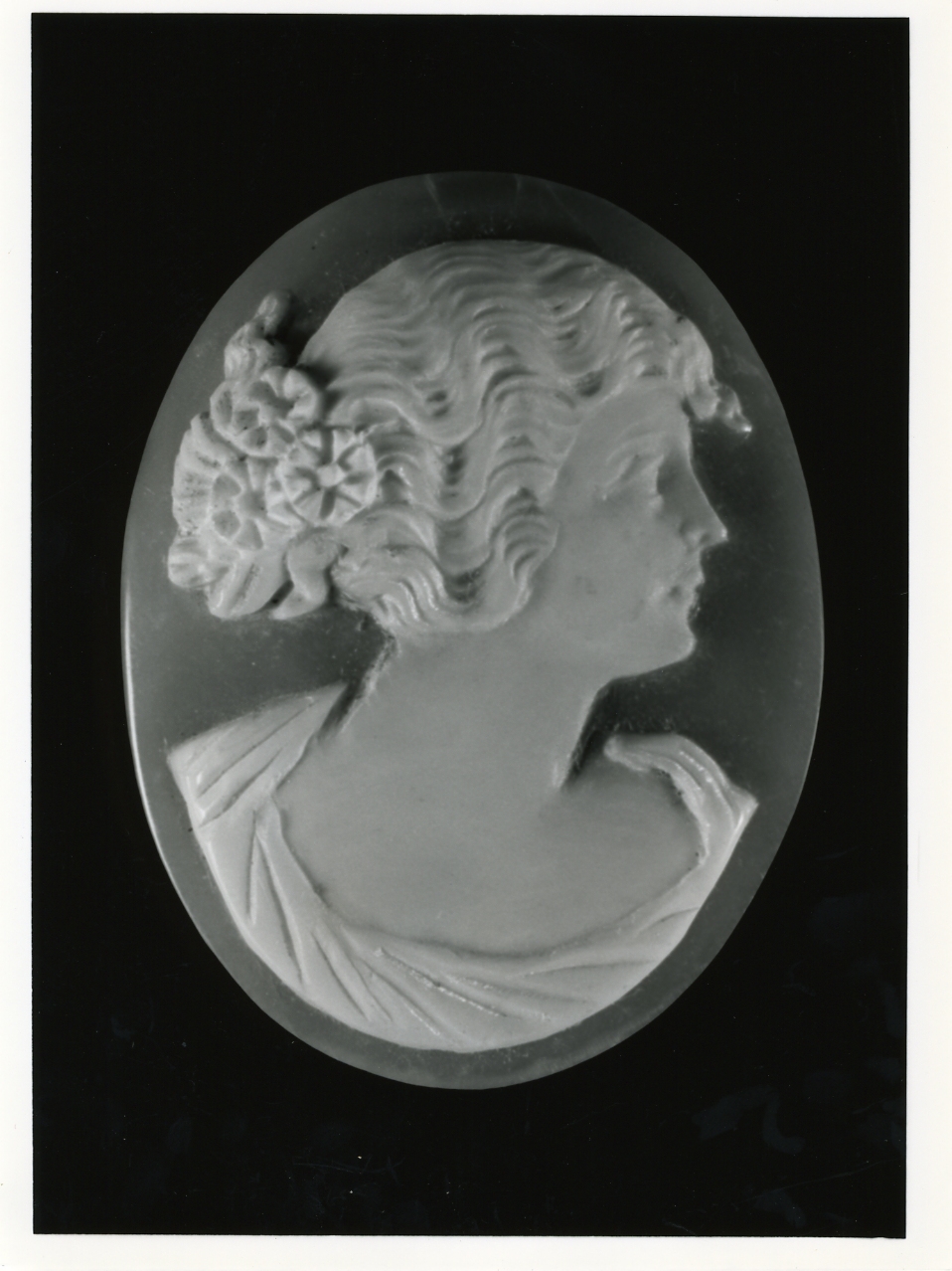 testa di donna (cammeo) - bottega napoletana (inizio sec. XX)