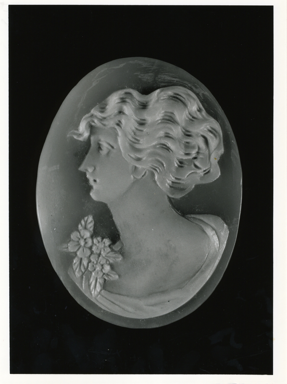 testa di donna (cammeo) - bottega napoletana (inizio sec. XX)
