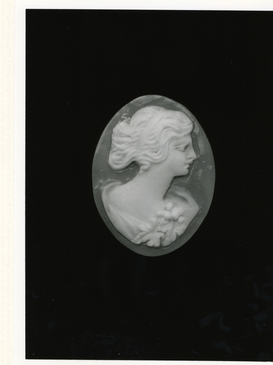testa di donna (cammeo) - bottega napoletana (primo quarto sec. XX)