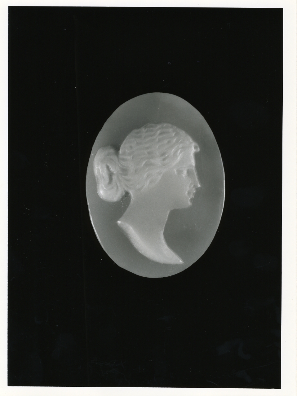 testa di donna (cammeo) - bottega napoletana (primo quarto sec. XX)