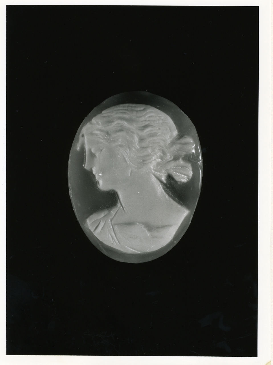 testa di donna (cammeo) - bottega napoletana (primo quarto sec. XX)