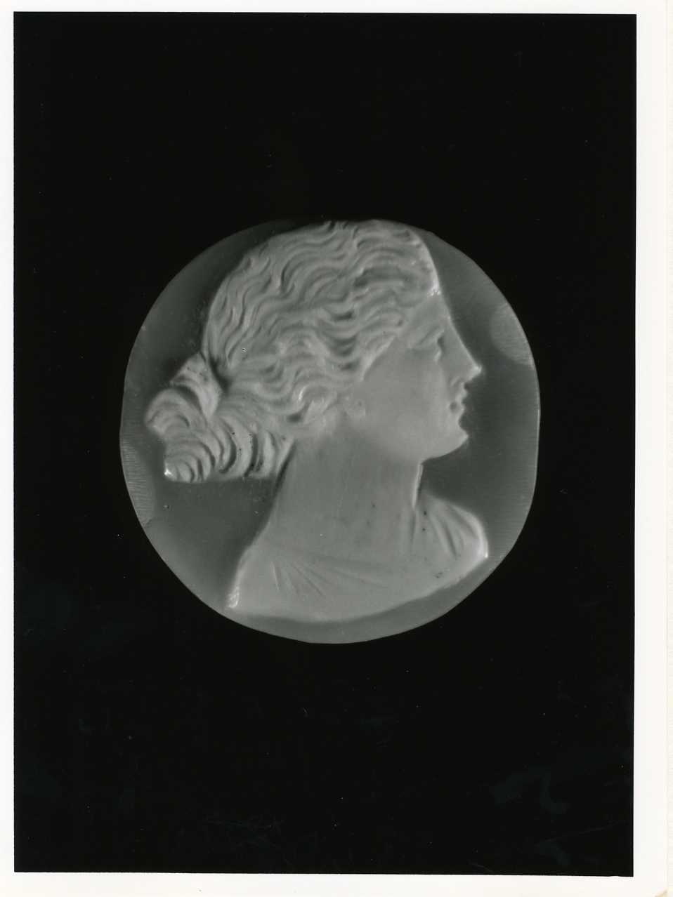 testa di donna (cammeo) - bottega napoletana (primo quarto sec. XX)