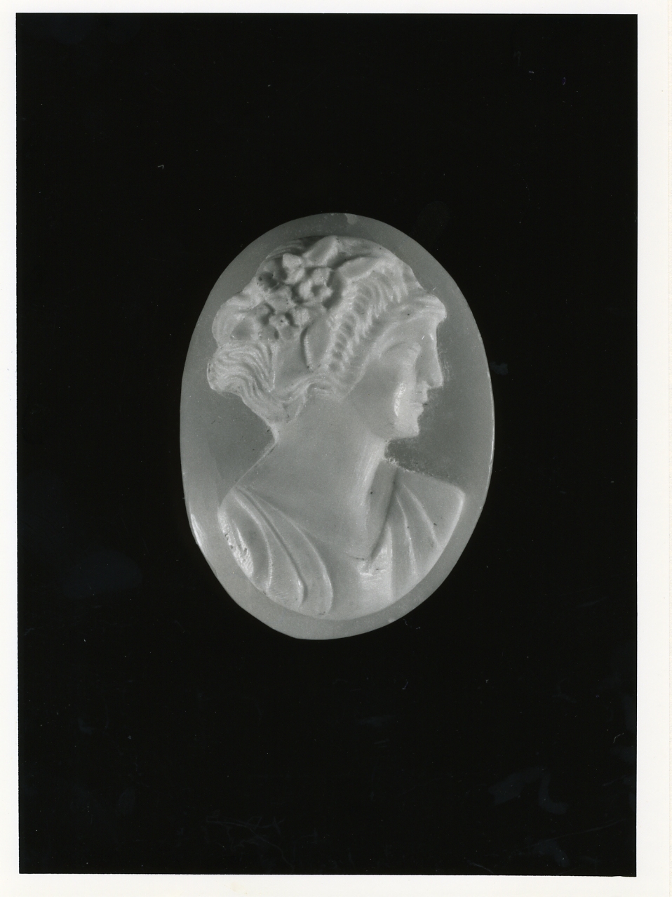 testa di donna (cammeo) - bottega napoletana (primo quarto sec. XX)