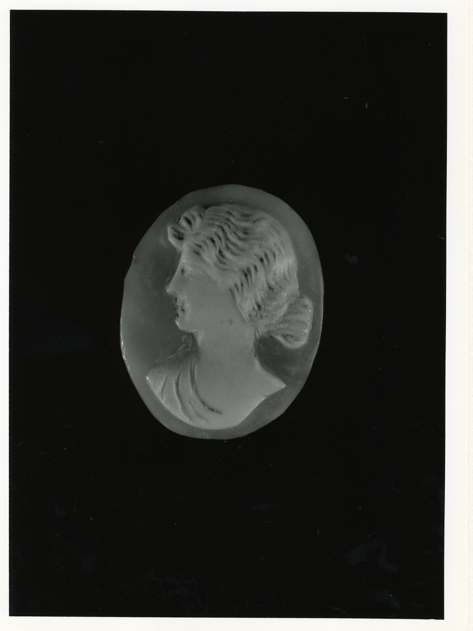 testa di donna (cammeo) - bottega napoletana (primo quarto sec. XX)