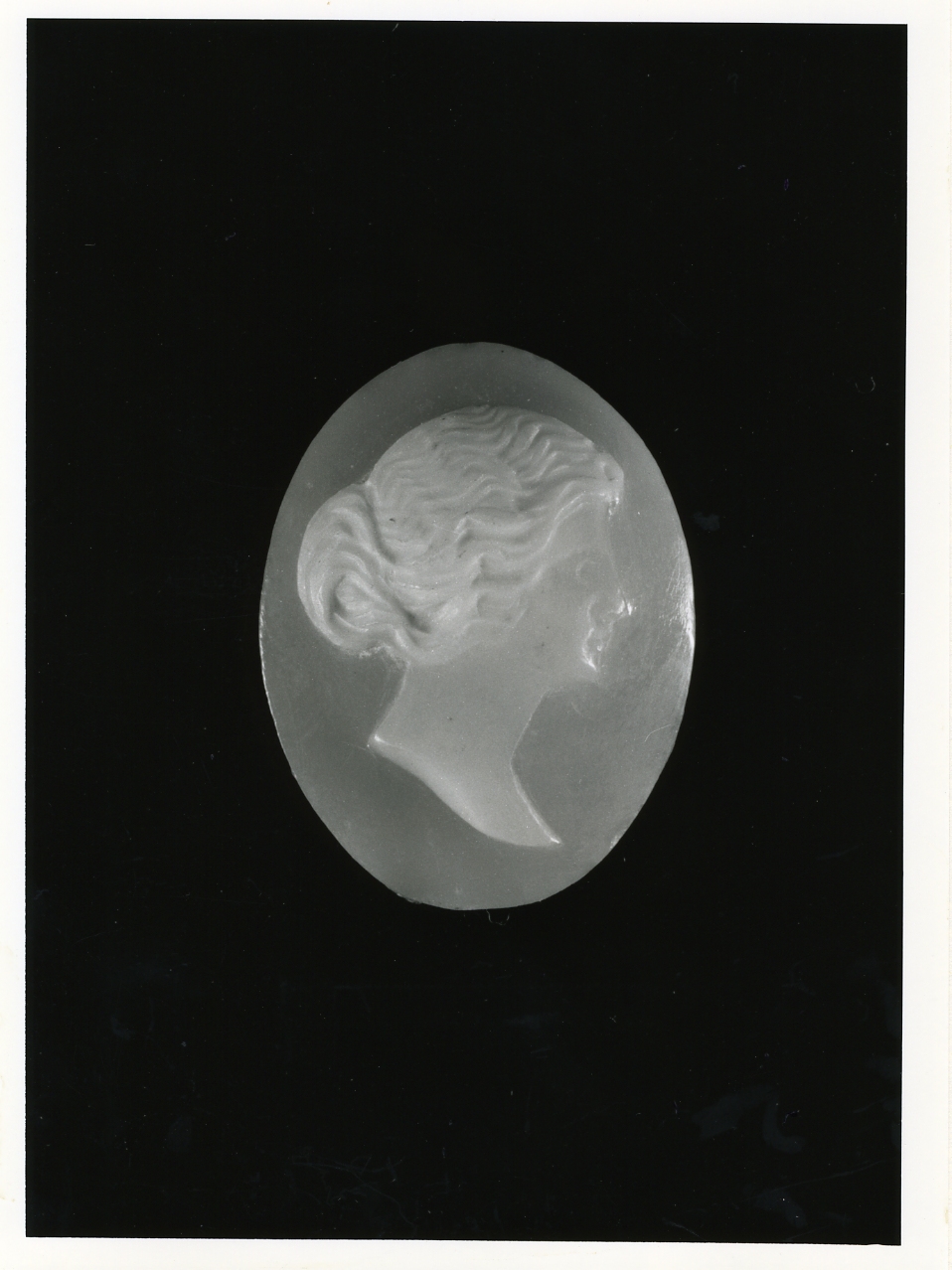 testa di donna (cammeo) - bottega napoletana (primo quarto sec. XX)