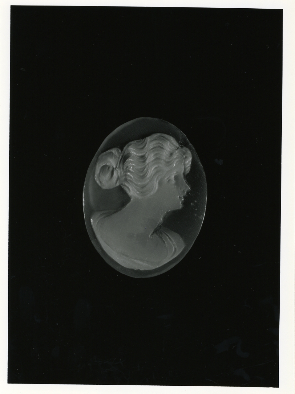 testa di donna (cammeo) - bottega napoletana (primo quarto sec. XX)