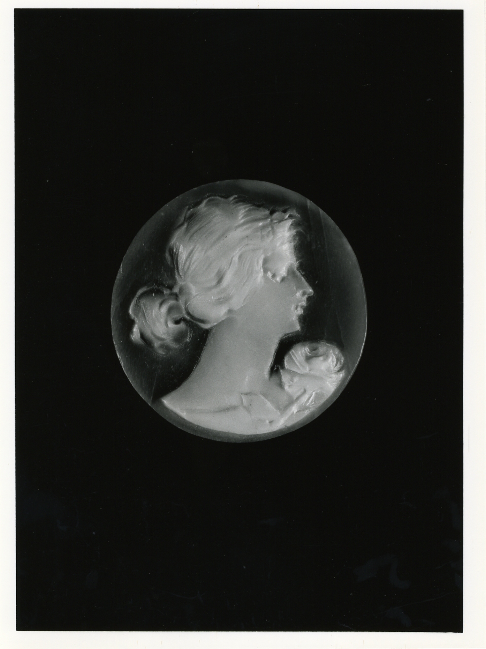testa di donna (cammeo) - bottega napoletana (primo quarto sec. XX)