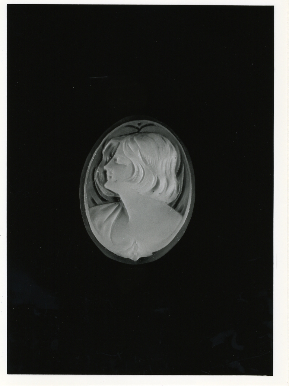 testa di donna (cammeo) - bottega napoletana (primo quarto sec. XX)
