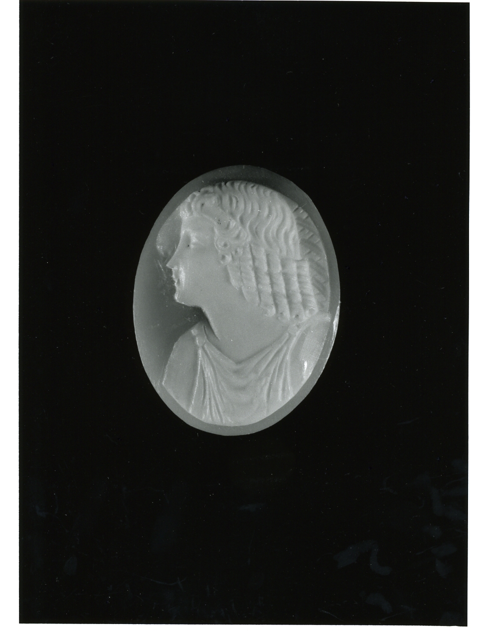testa di donna (cammeo) - bottega napoletana (primo quarto sec. XX)