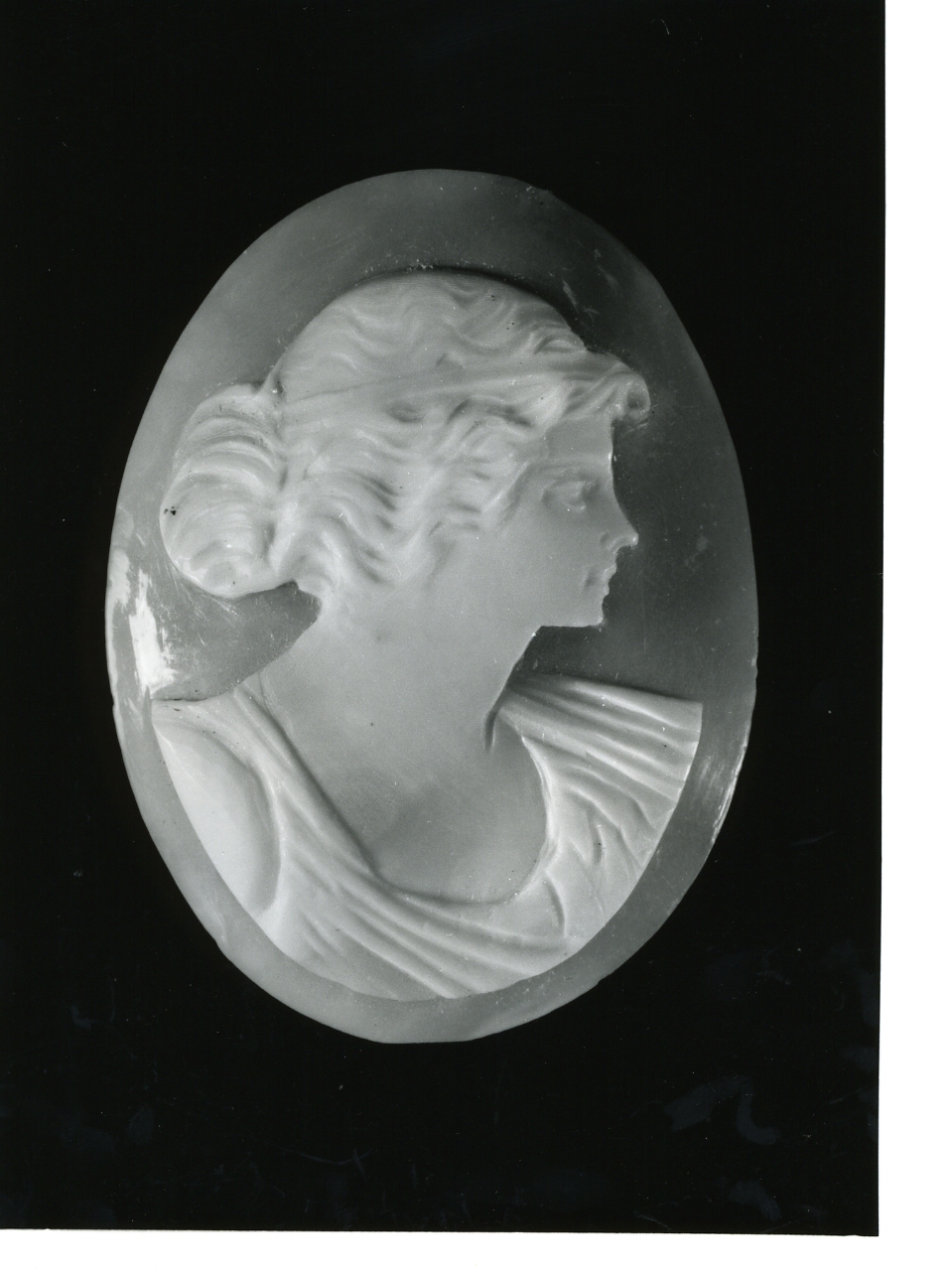 testa di donna (cammeo) - bottega napoletana (primo quarto sec. XX)