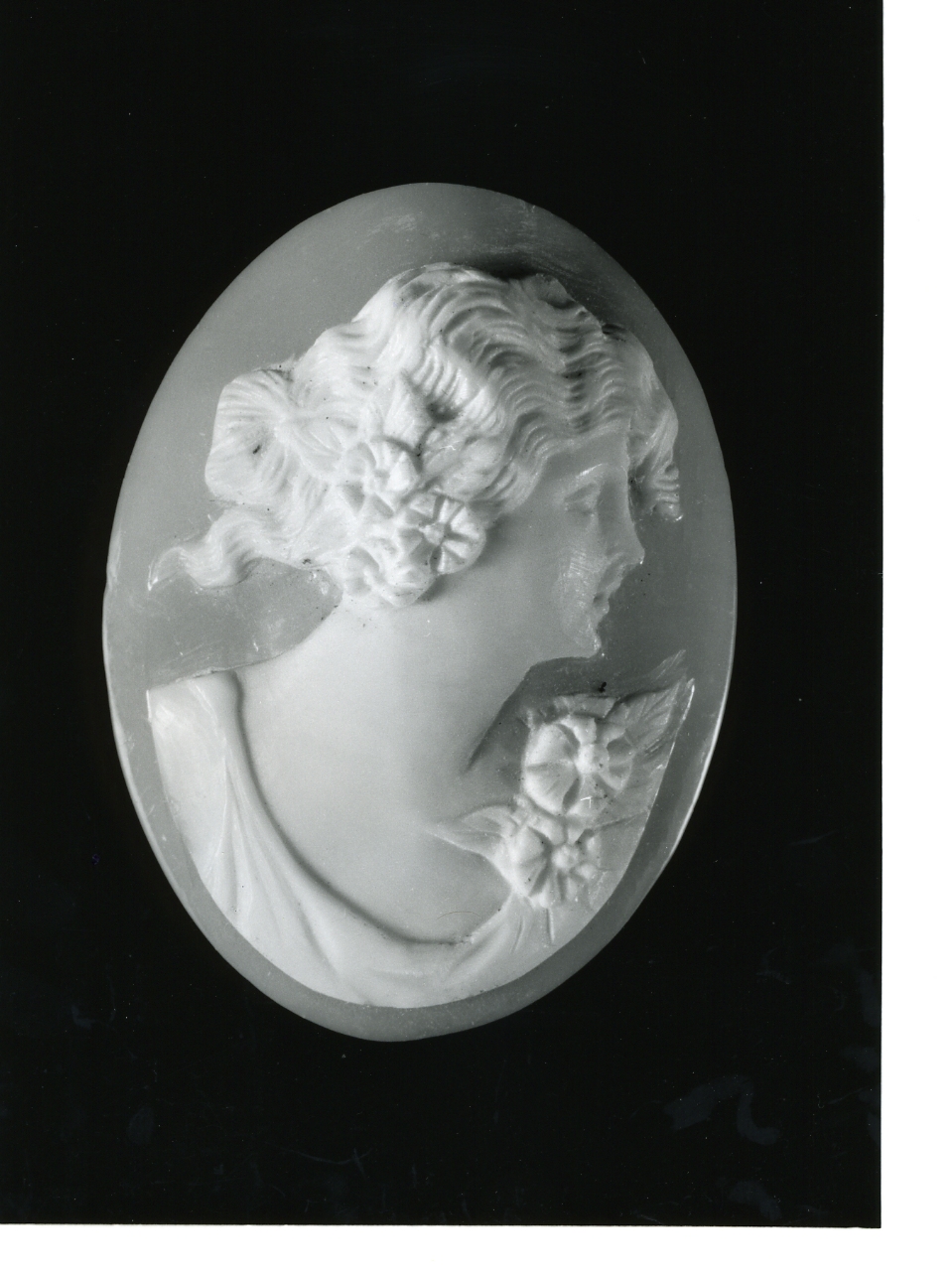 testa di donna (cammeo) - bottega napoletana (primo quarto sec. XX)