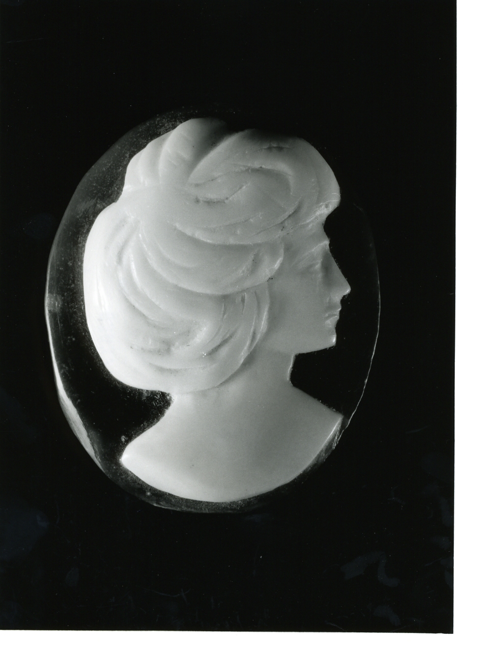 testa di donna (cammeo) - bottega napoletana (primo quarto sec. XX)