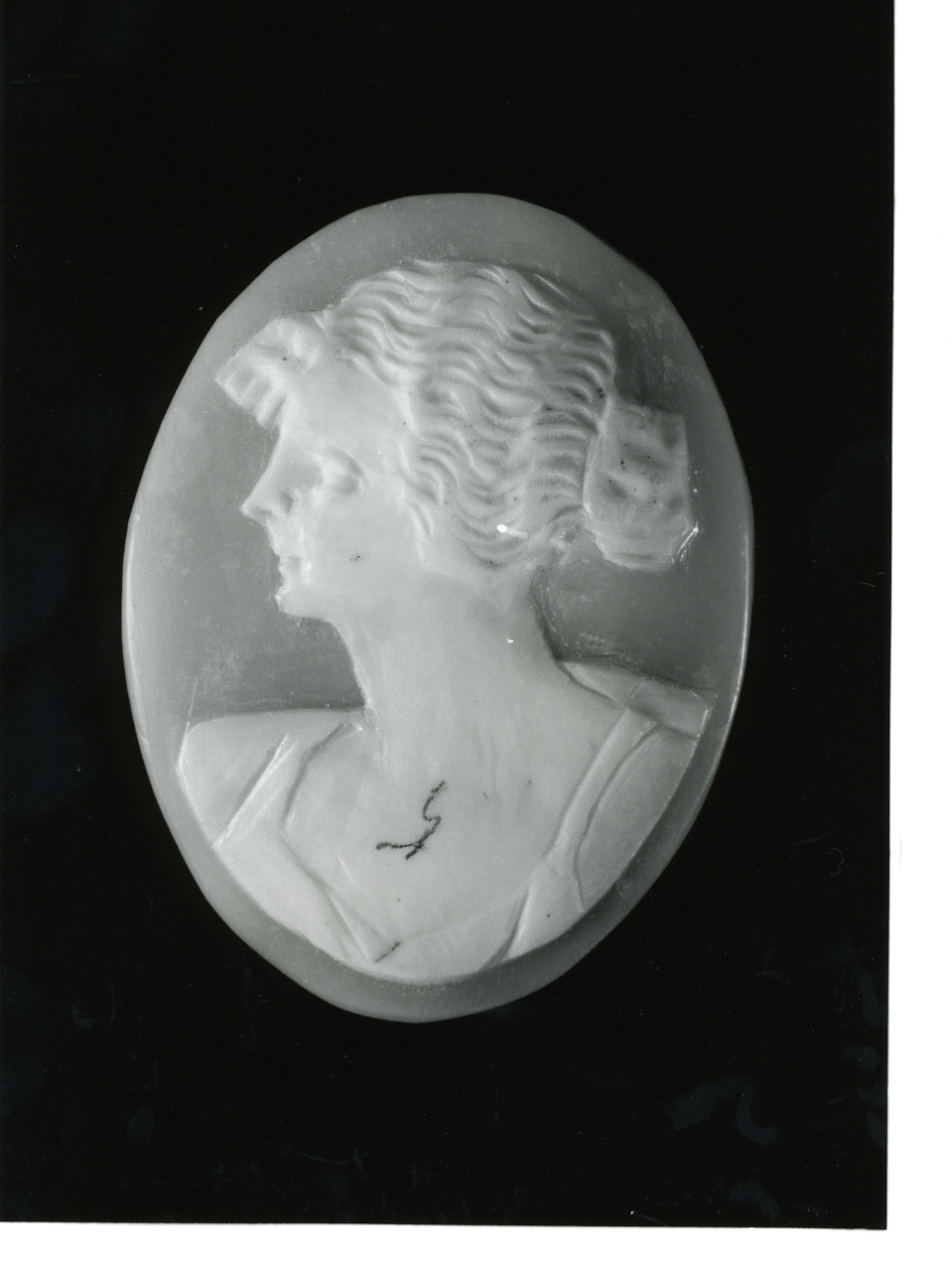 testa di donna (cammeo) - bottega napoletana (primo quarto sec. XX)