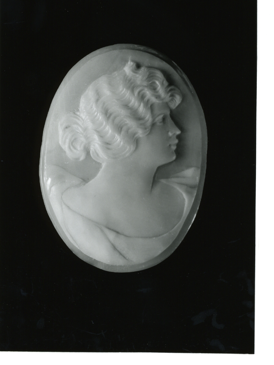 testa di donna (cammeo) - bottega napoletana (primo quarto sec. XX)