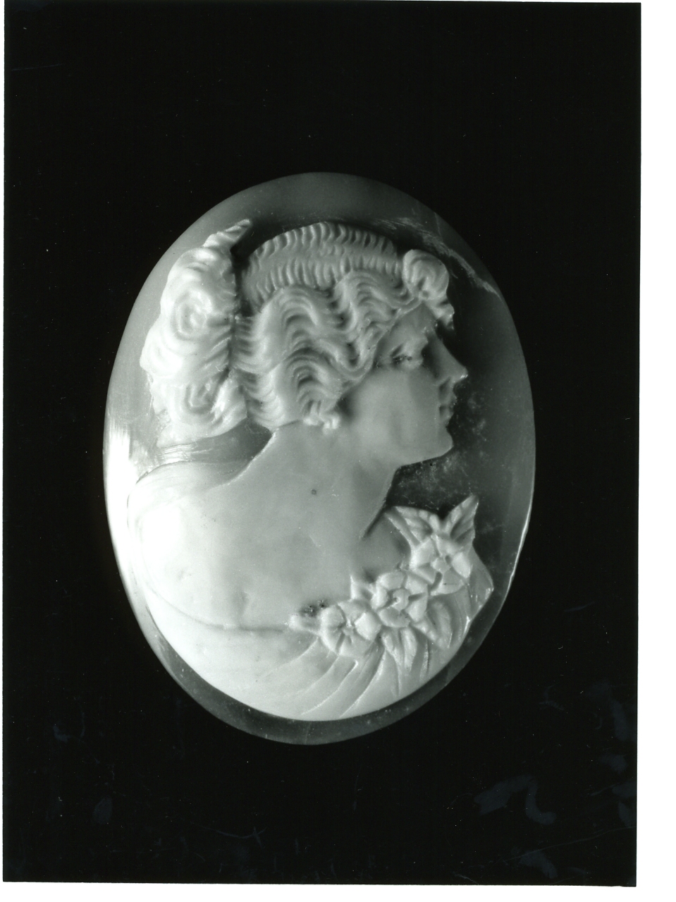 testa di donna (cammeo) - bottega napoletana (primo quarto sec. XX)