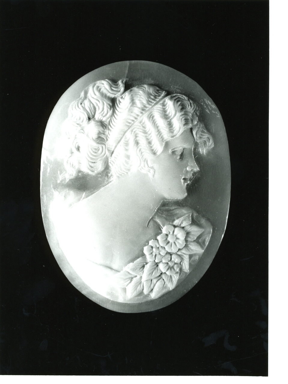 testa di donna (cammeo) - bottega napoletana (primo quarto sec. XX)