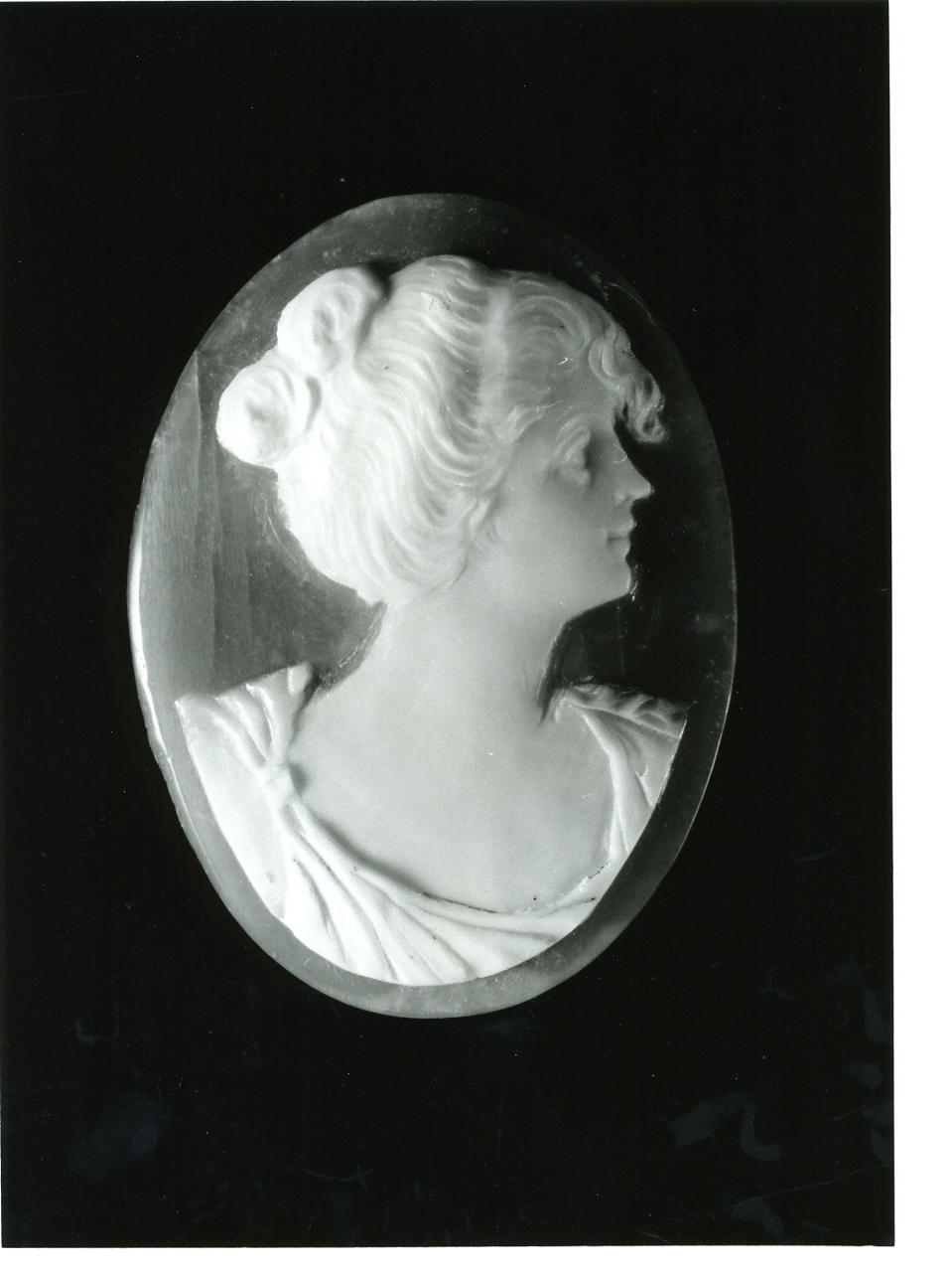 testa di donna (cammeo) - bottega napoletana (primo quarto sec. XX)