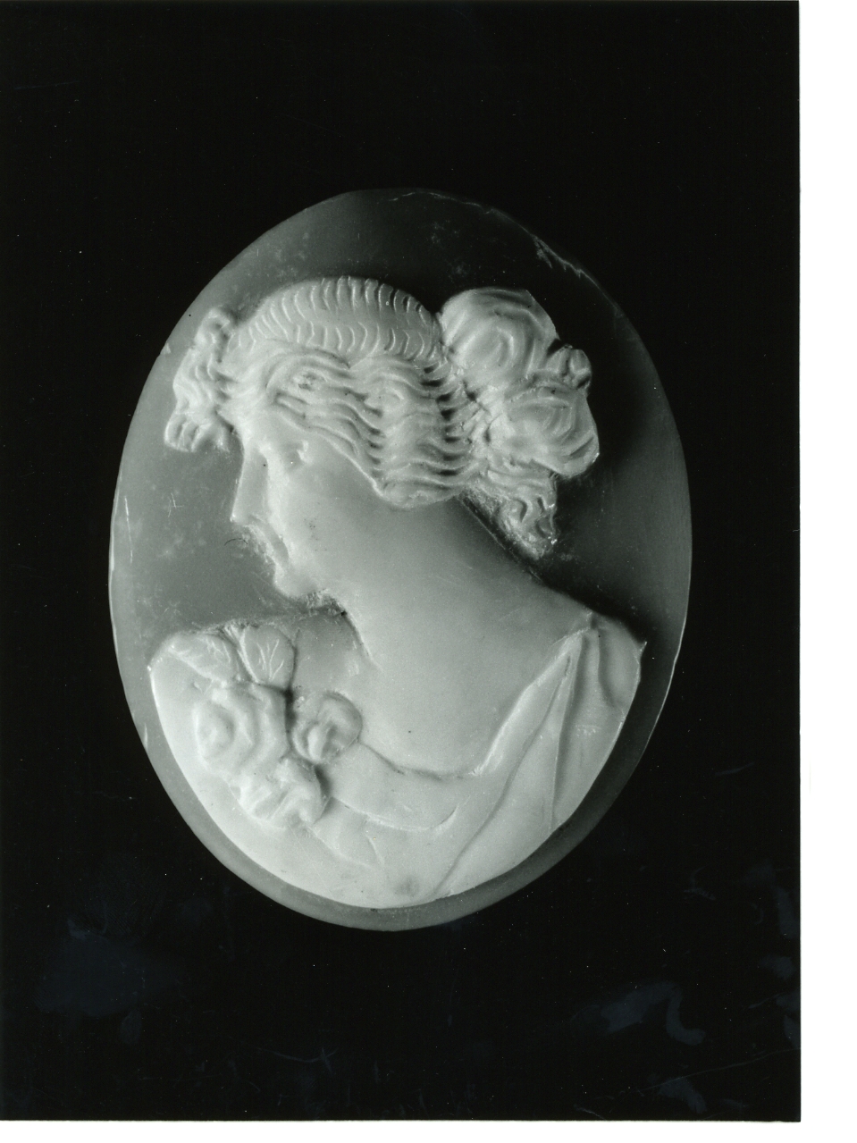 testa di donna (cammeo) - bottega napoletana (primo quarto sec. XX)