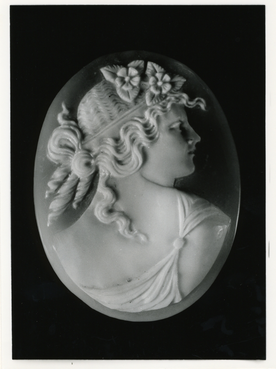 testa di donna (cammeo) - bottega napoletana (primo quarto sec. XX)