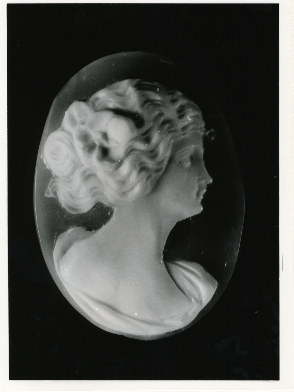 testa di donna (cammeo) - bottega napoletana (primo quarto sec. XX)