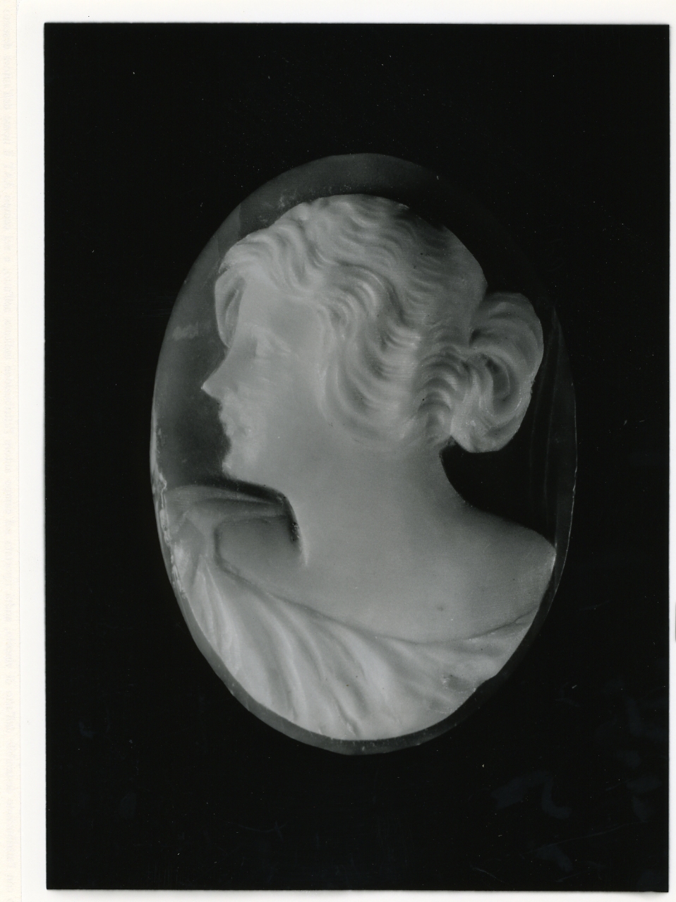 testa di donna (cammeo) - bottega napoletana (primo quarto sec. XX)