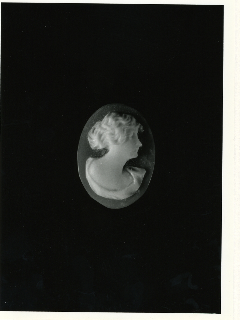 testa di donna (cammeo) - bottega napoletana (primo quarto sec. XX)