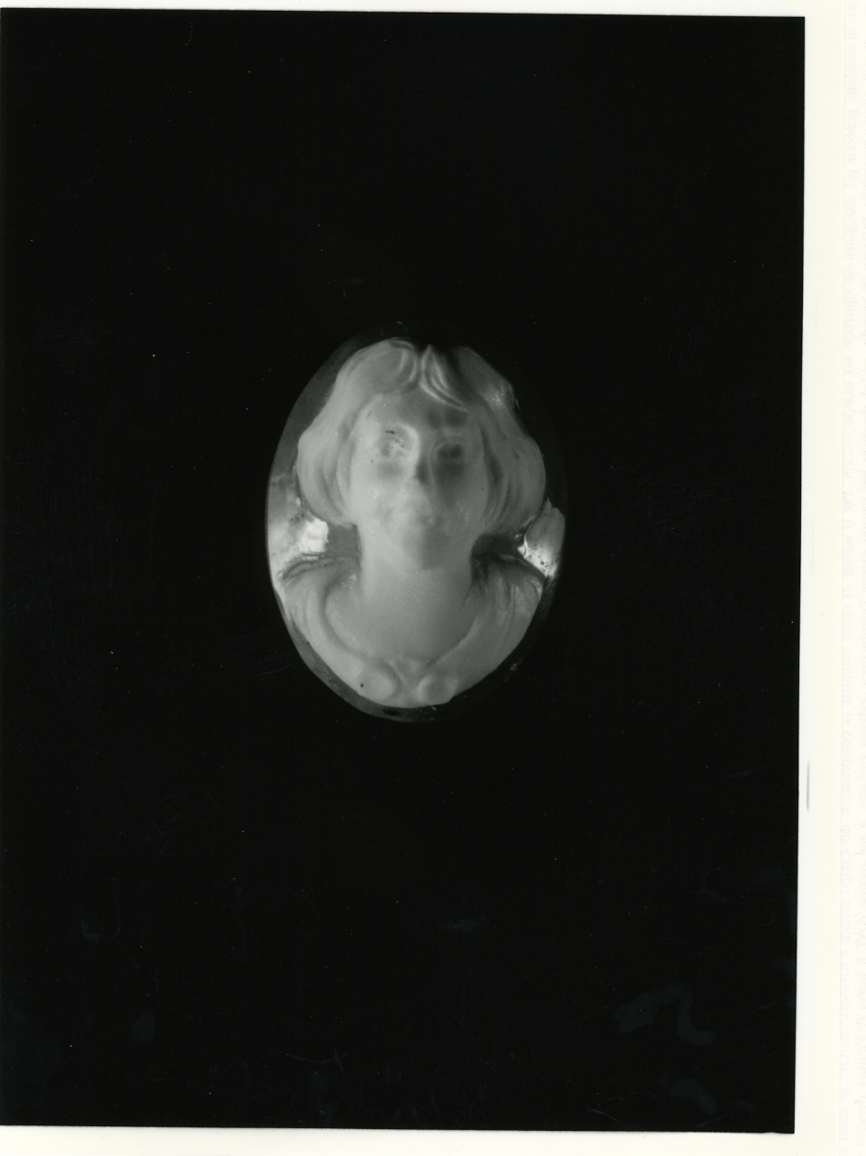 testa di donna (cammeo) - bottega napoletana (primo quarto sec. XX)