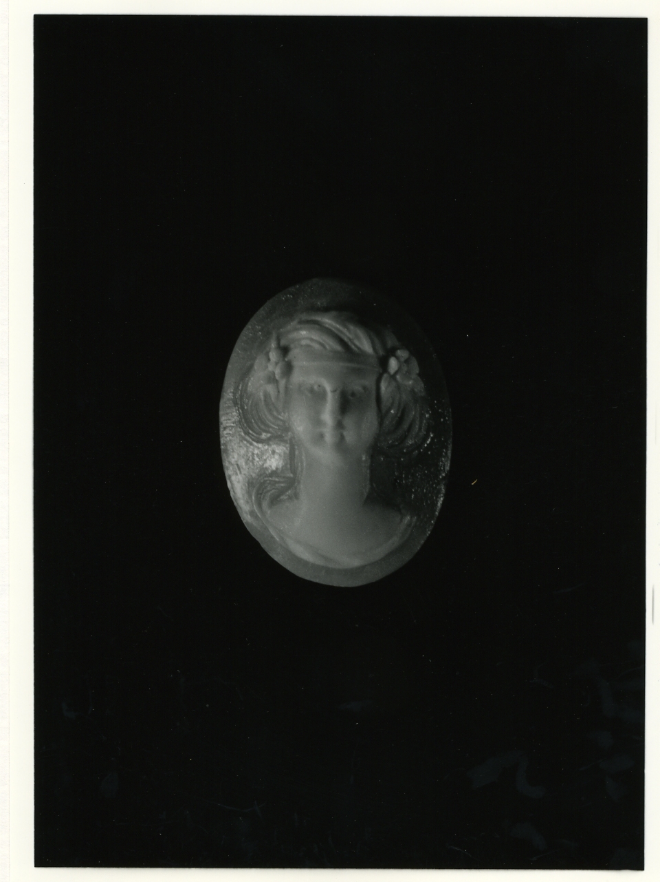 testa di donna (cammeo) - bottega napoletana (primo quarto sec. XX)