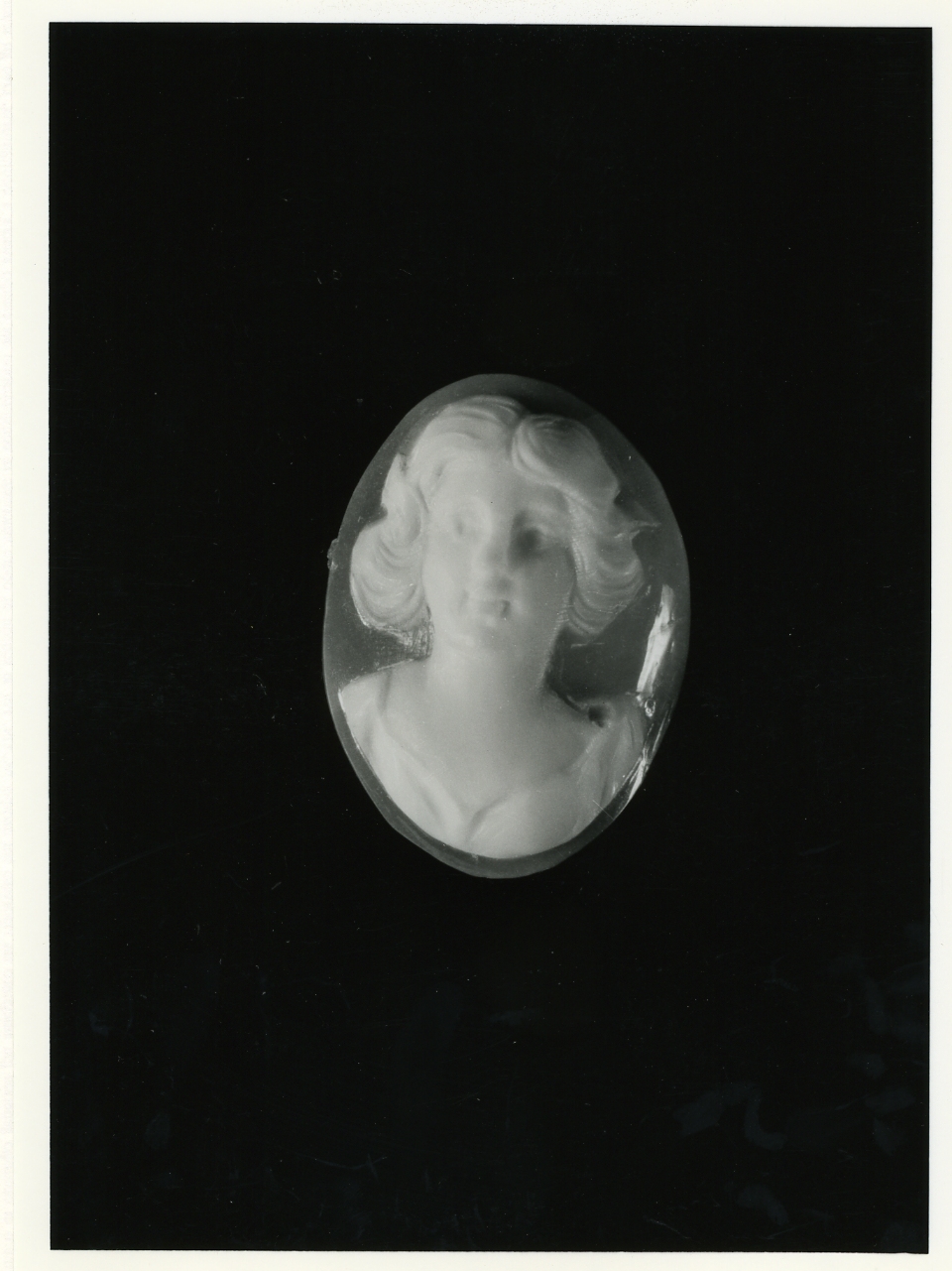 testa di donna (cammeo) - bottega napoletana (primo quarto sec. XX)