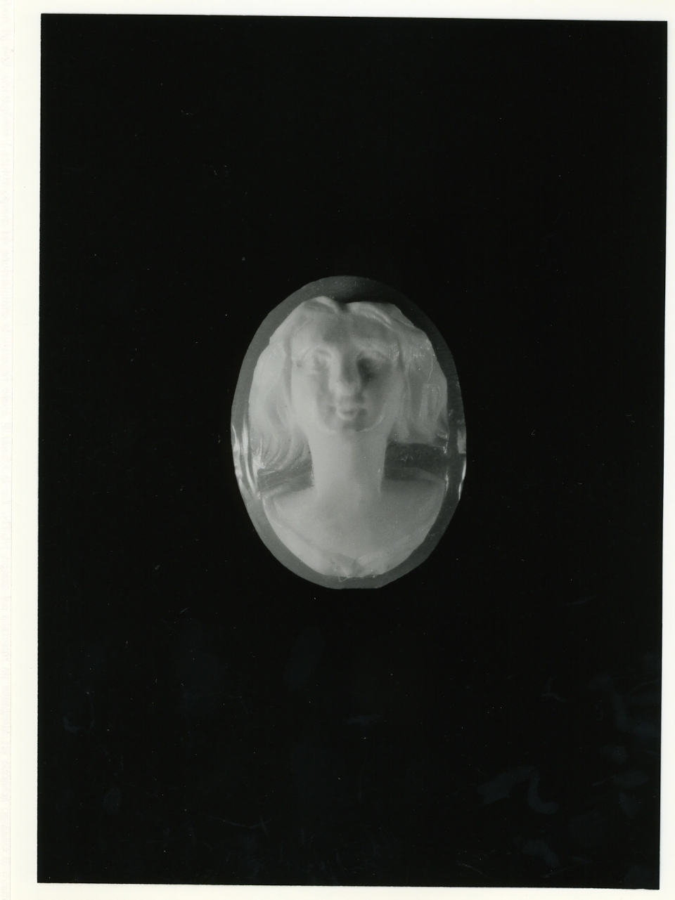 testa di donna (cammeo) - bottega napoletana (primo quarto sec. XX)