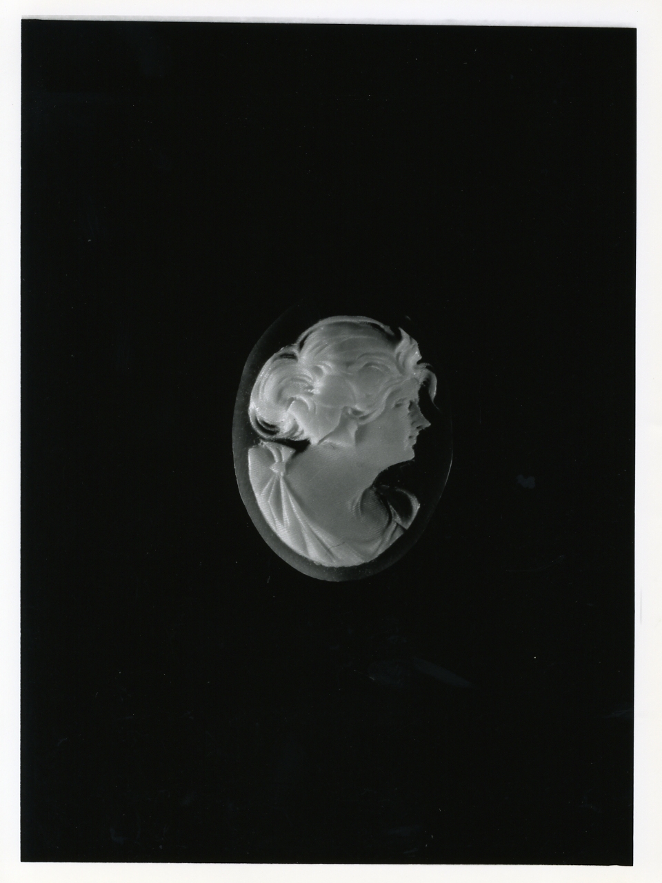testa di donna (cammeo) - bottega napoletana (primo quarto sec. XX)
