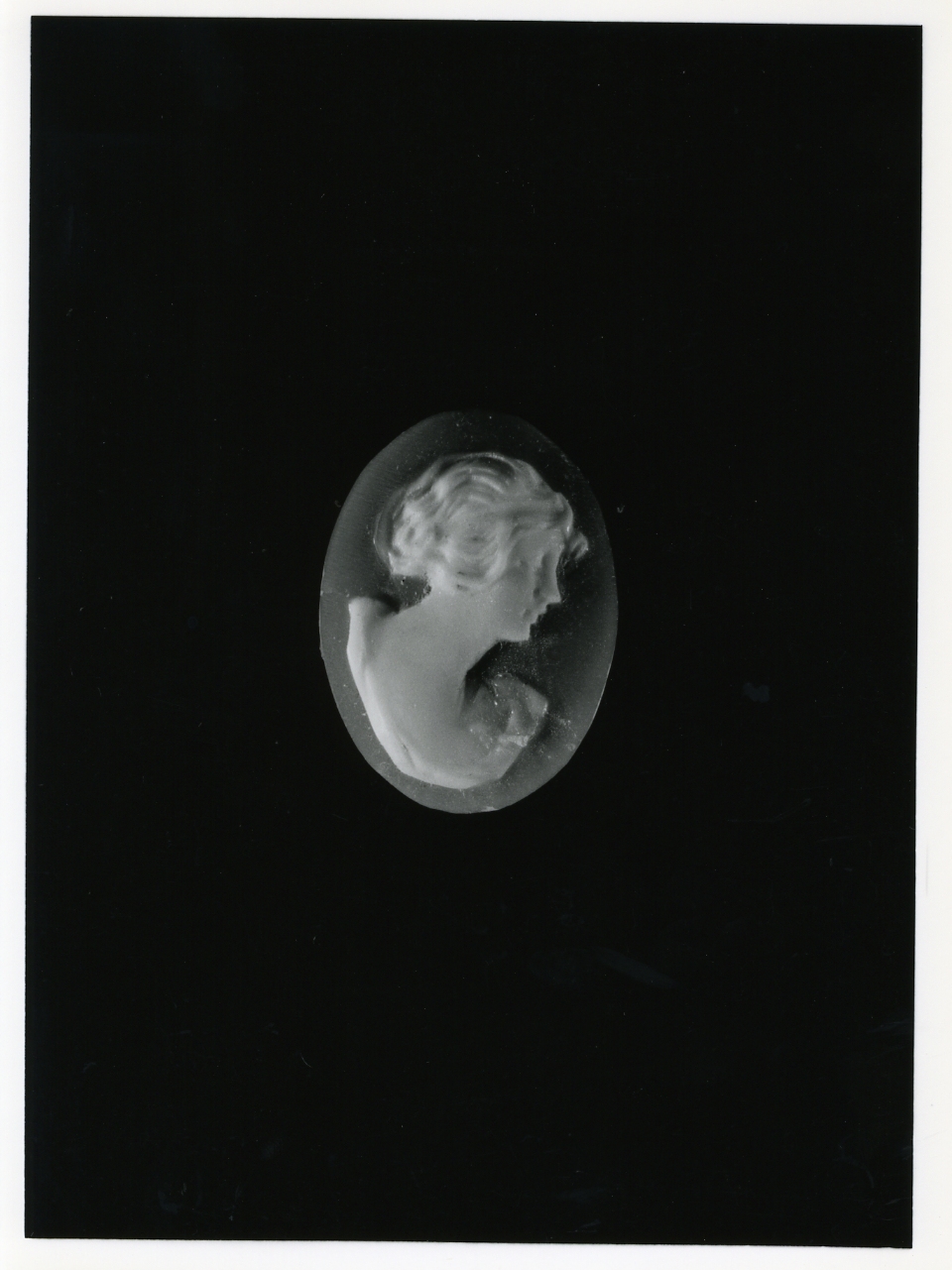 testa di donna (cammeo) - bottega napoletana (primo quarto sec. XX)