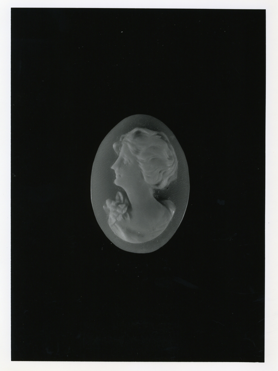 testa di donna (cammeo) - bottega napoletana (primo quarto sec. XX)