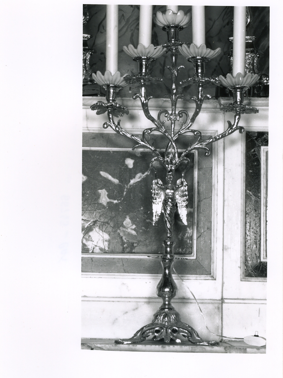 candelabro, serie - bottega napoletana (prima metà sec. XX)