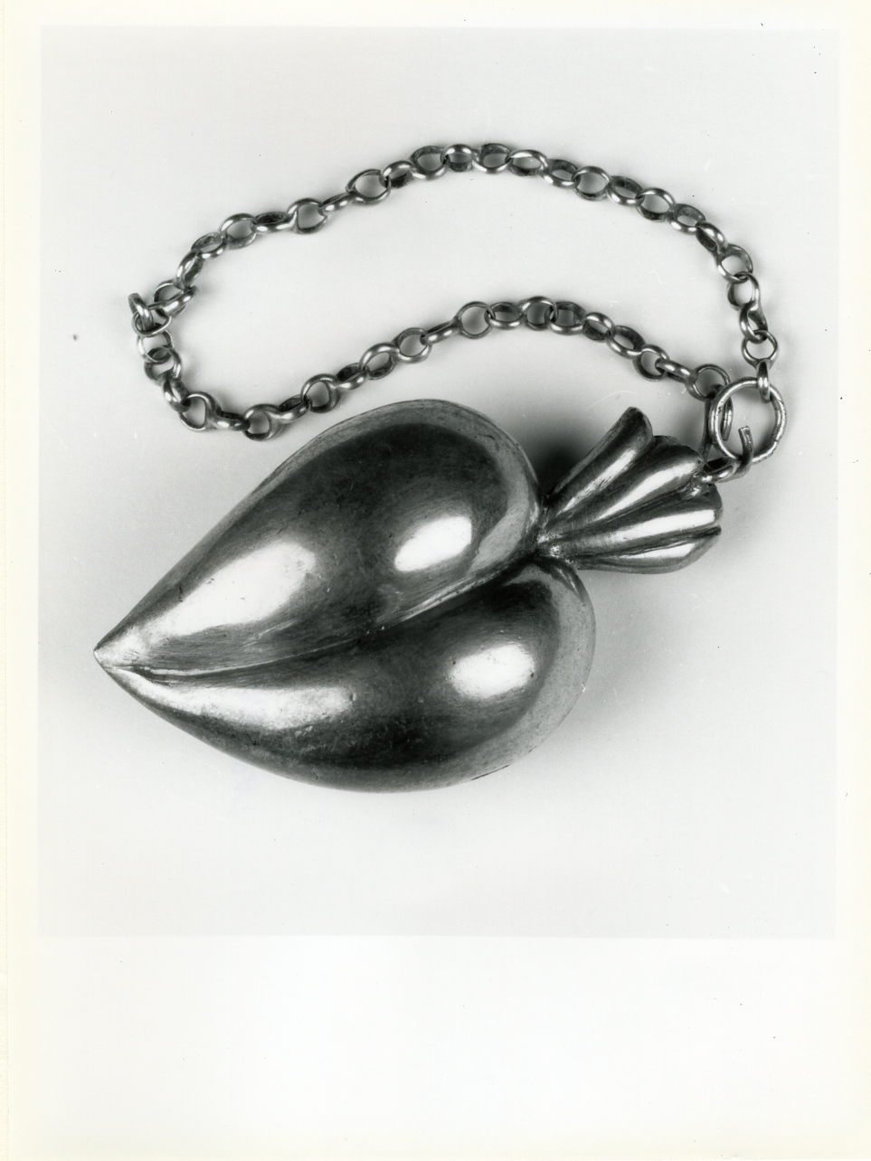 Sacro Cuore di Gesù (pendente) - bottega napoletana (prima metà sec. XX)