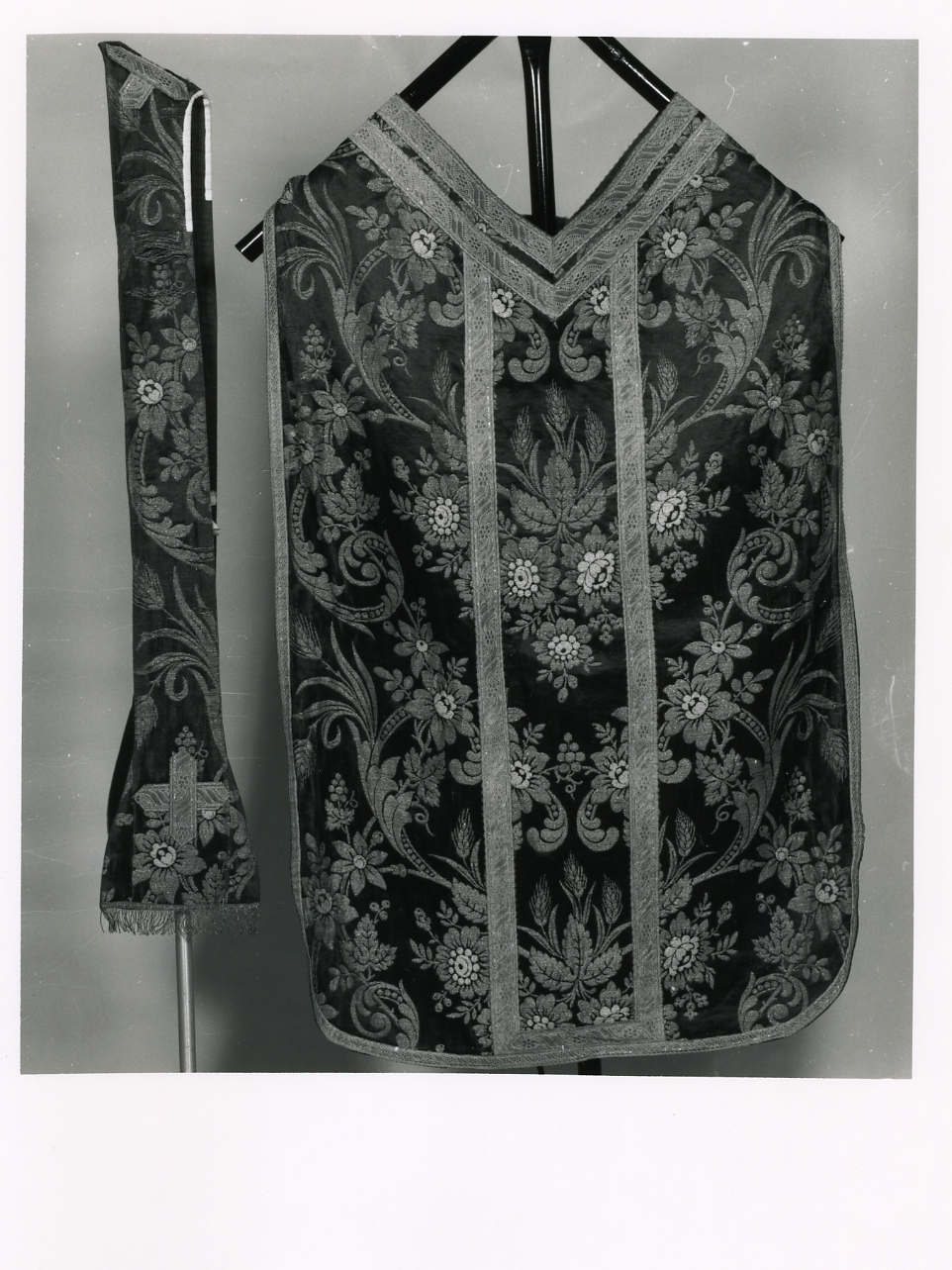 paramento liturgico, insieme - manifattura napoletana (sec. XIX)