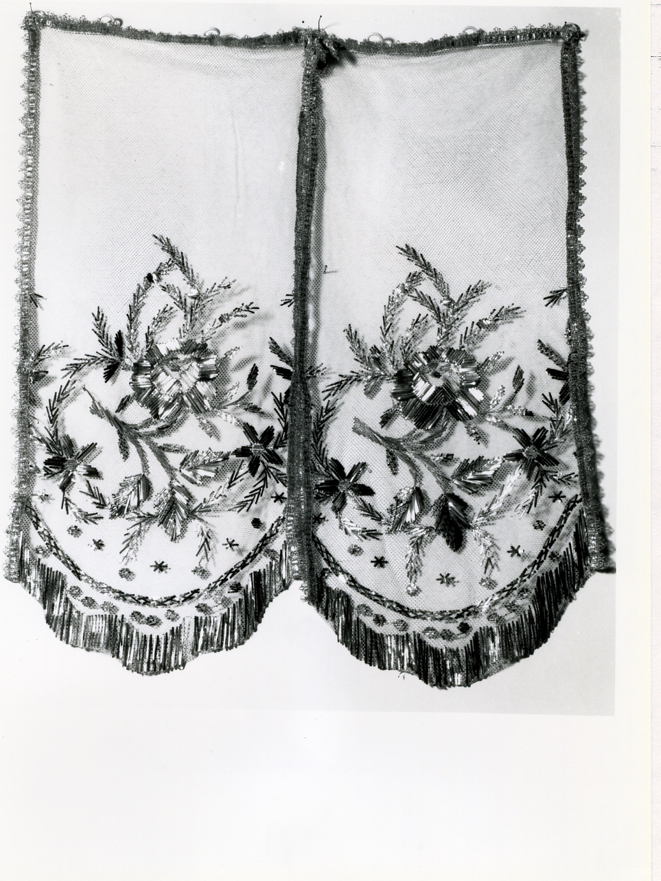 conopeo di tabernacolo - manifattura napoletana (prima metà sec. XX)