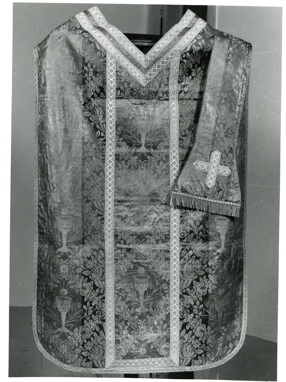 paramento liturgico, insieme - manifattura napoletana (inizio sec. XX)