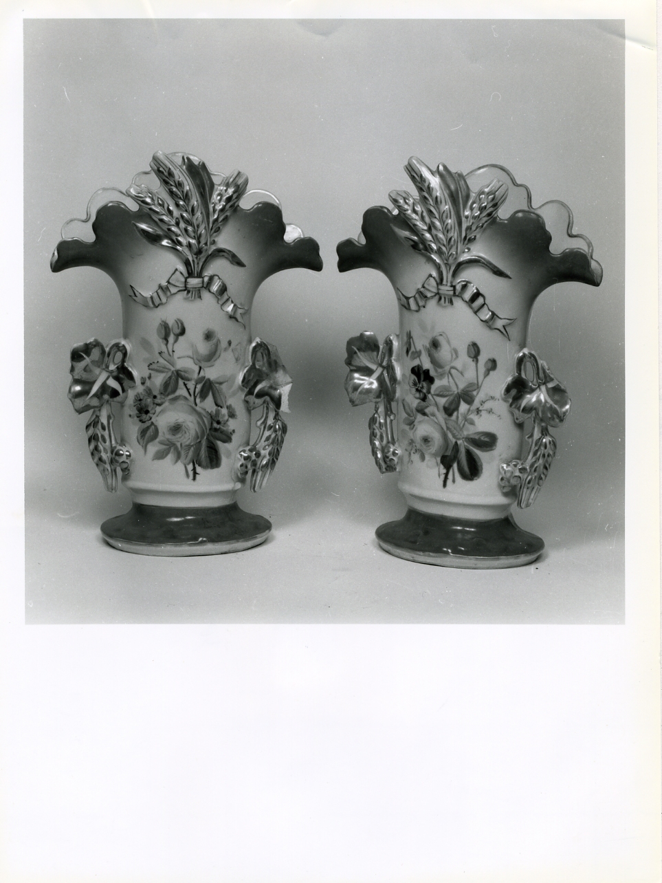 vaso, serie - bottega napoletana (prima metà sec. XX)