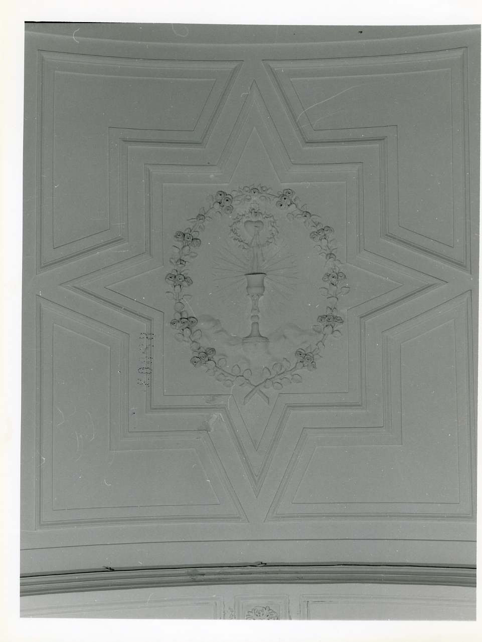 decorazione plastica - bottega campana (prima metà sec. XX)