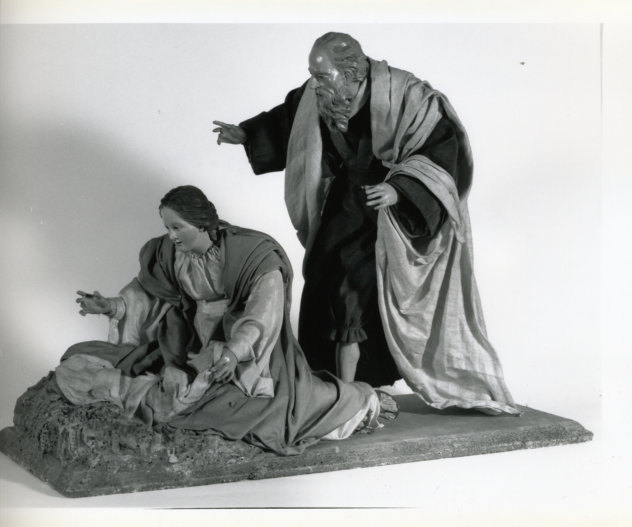 Sacra Famiglia (gruppo presepiale) - bottega napoletana (fine sec. XIX)