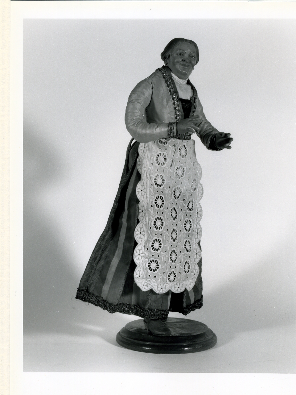 figura femminile (statuetta di presepio) - bottega napoletana (fine sec. XIX)